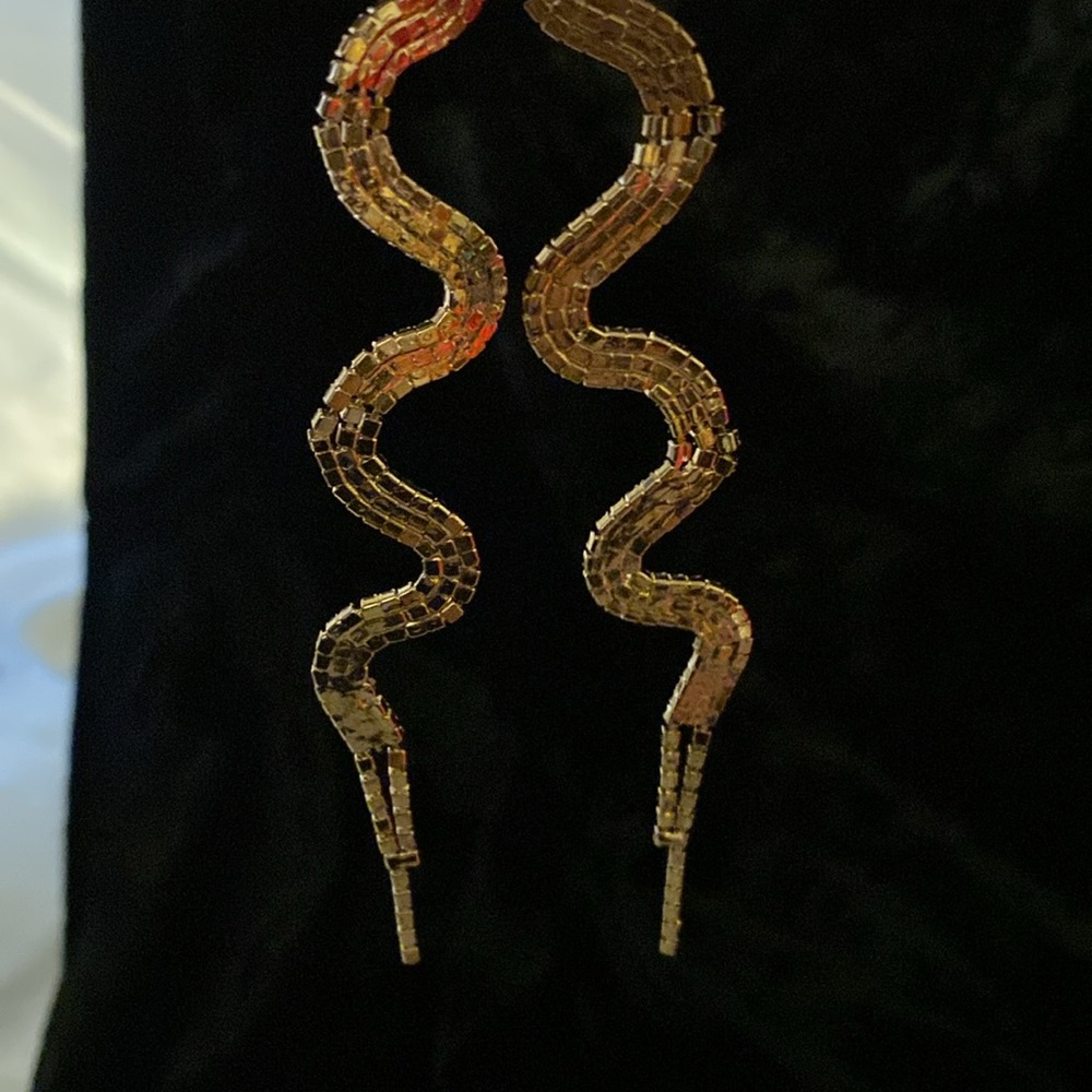 Betsey Johnson snake earrings - Picture 12 of 13